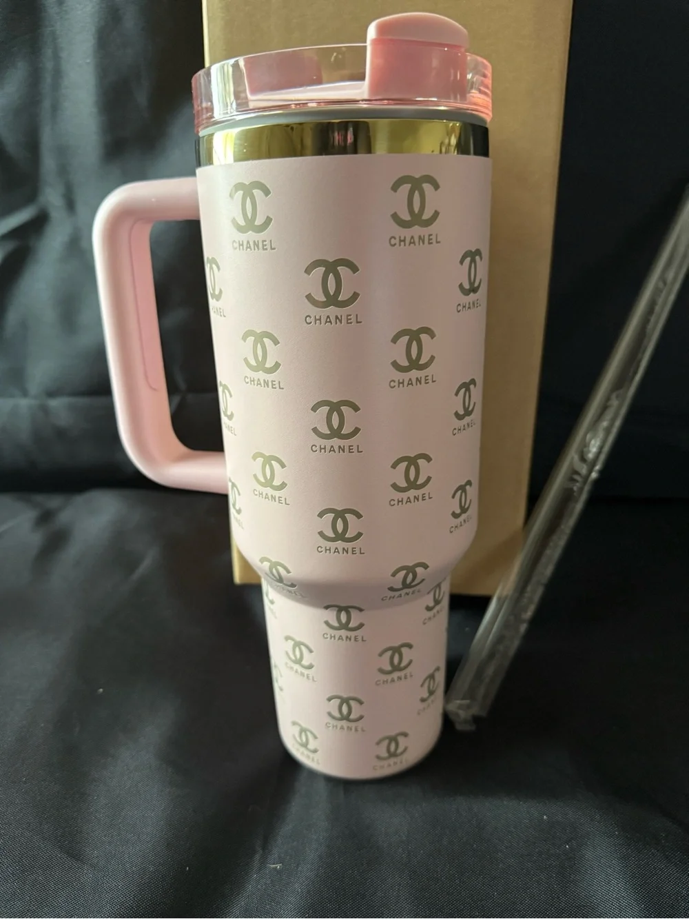 New Stanley 40oz Laser ChanEngravedeL Pink Travel Tumbler with Gold Logo - Picture 5 of 7